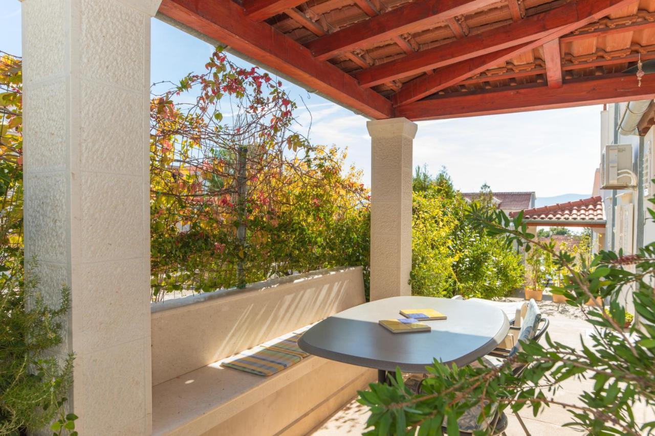 Apartments Lux Μπολ Εξωτερικό φωτογραφία